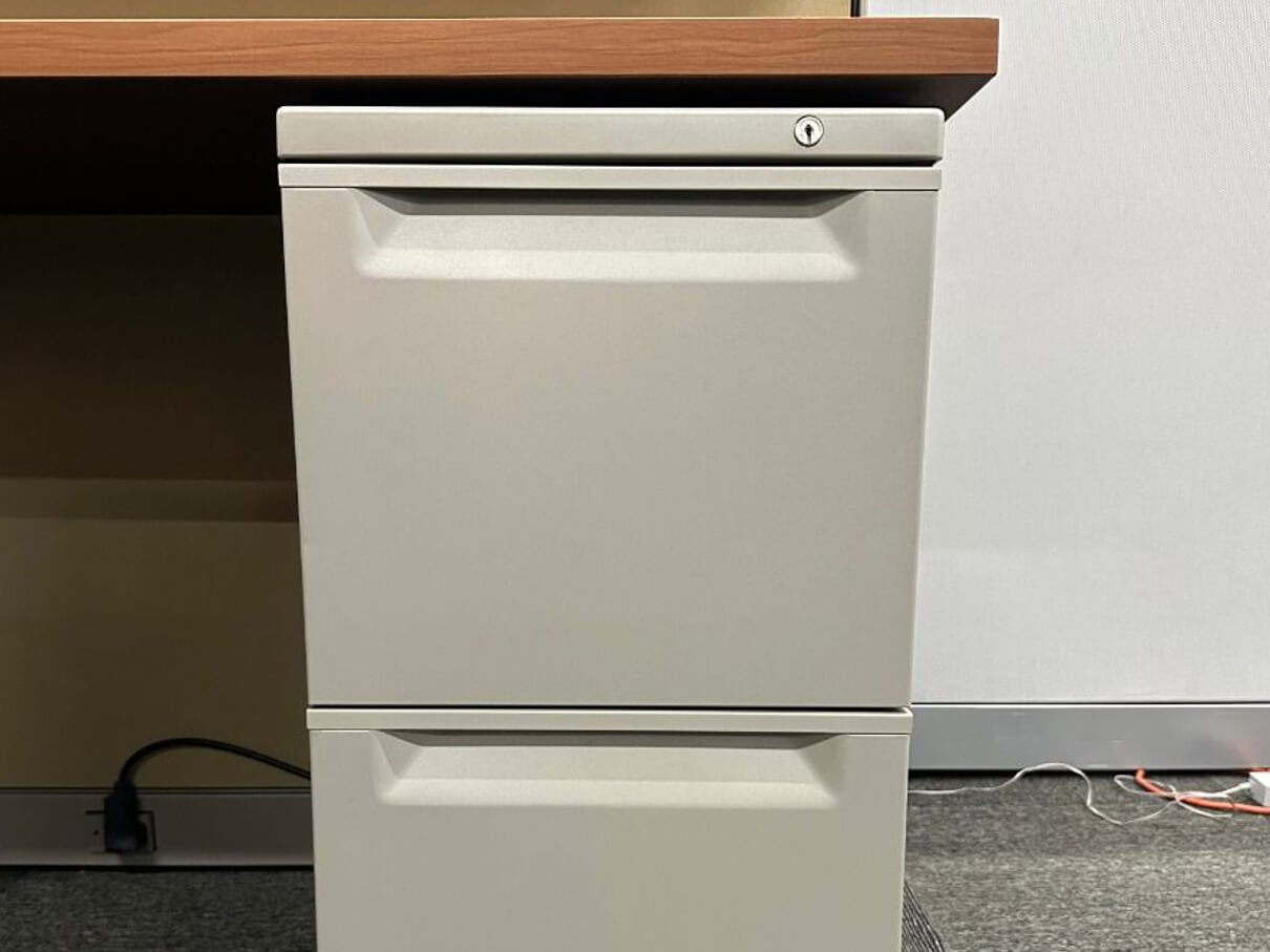 Used herman miller canvas 110325 OFC1 4